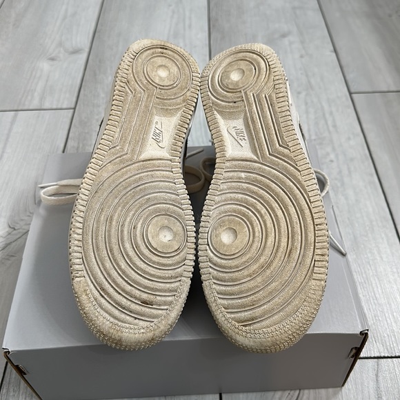 Nike Air Force 1 - Picture 5 of 9